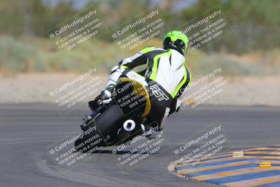 media/Sep-25-2023-Moto Forza (Mon) [[81ffa65e0a]]/B-C Group/Session 4 (Turn 2 Backside)/